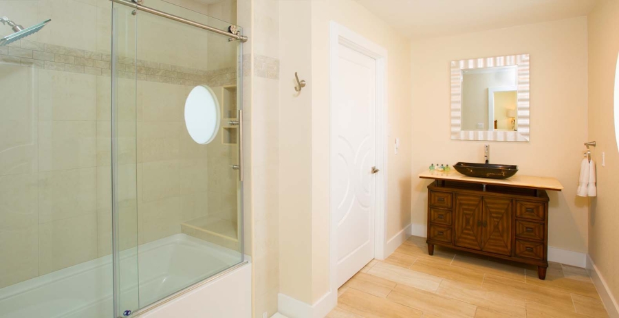 Twin Palms Grand Cayman Vacation Villa - North Side