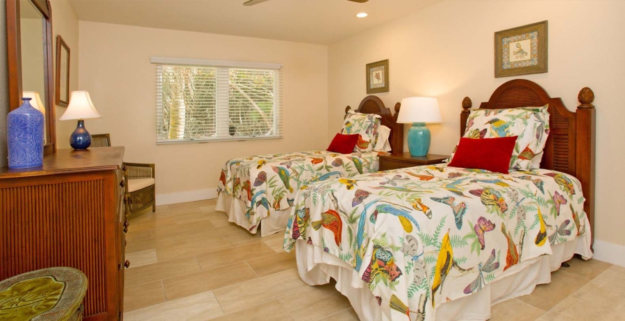 Twin Palms Grand Cayman Vacation Villa - North Side