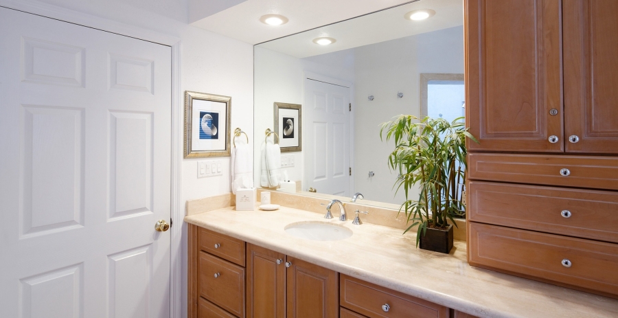 Villa Caymanas Grand Cayman 4-Bedroom Oceanfront Villa - North Side