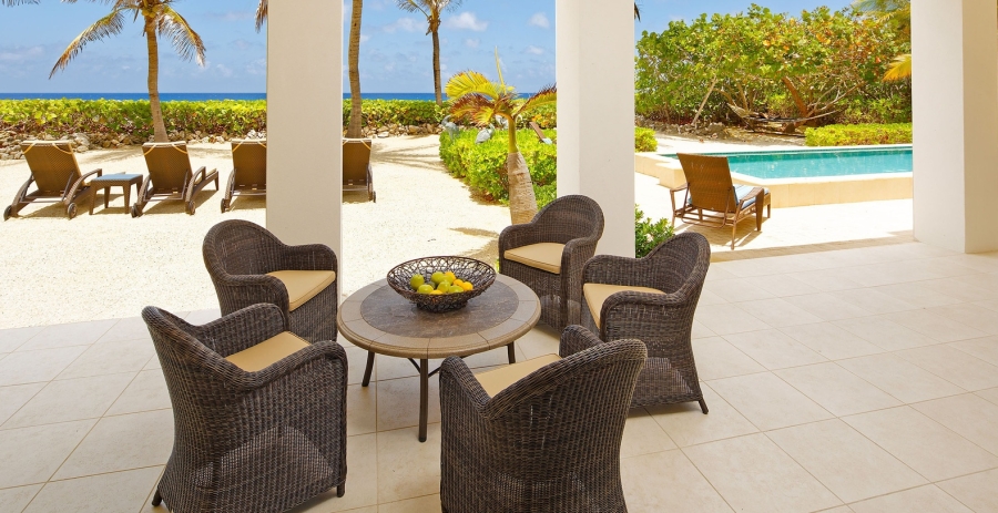 Villa Caymanas Grand Cayman 4-Bedroom Oceanfront Villa - North Side