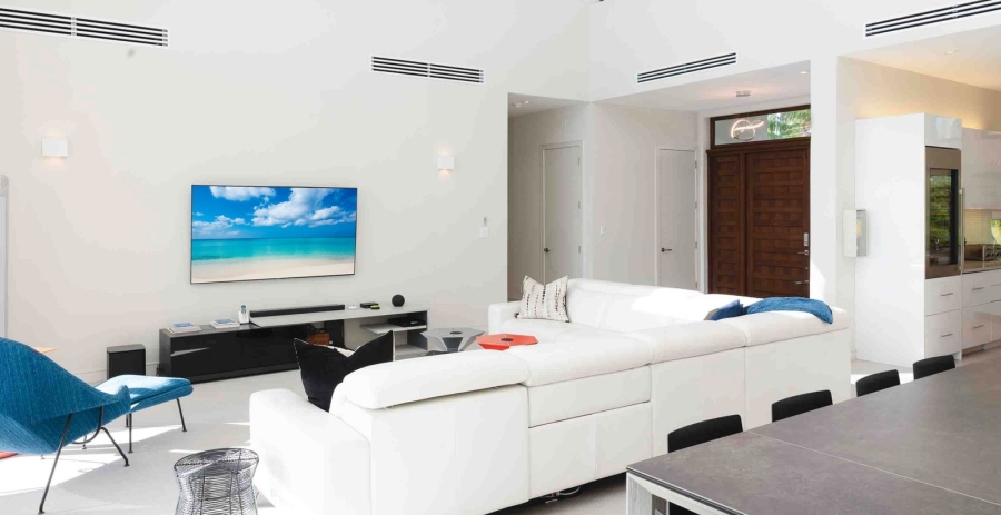 White Dahlia Grand Cayman 4-Bedroom Luxury Villa - Cayman Kai Bioluminescent Bay