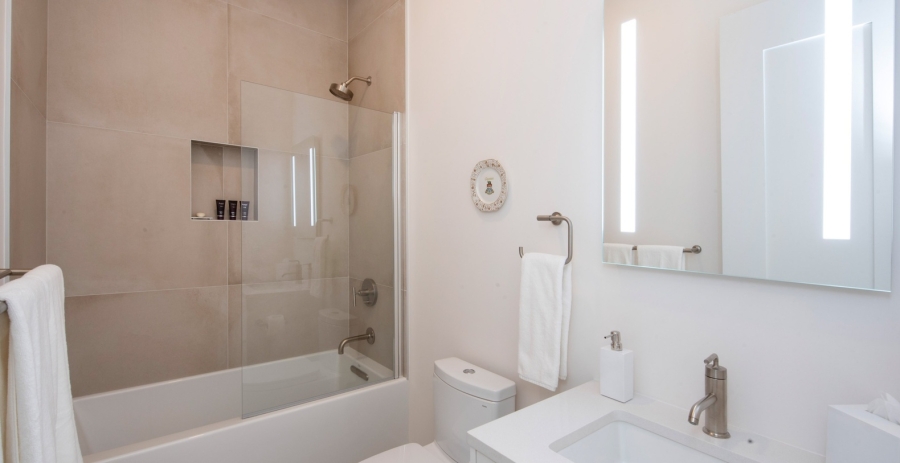 Wind Upon The Waves Grand Cayman 3-Bedroom Luxury Villa - South Coast