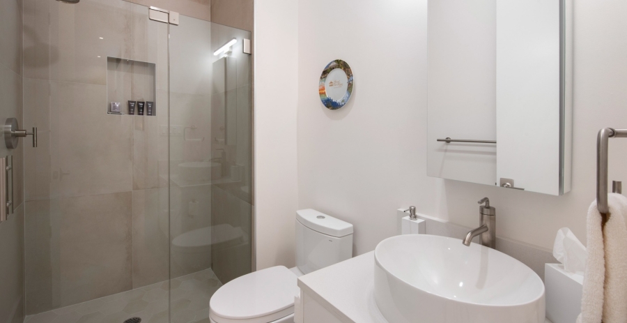 Wind Upon The Waves Grand Cayman 3-Bedroom Luxury Villa - South Coast