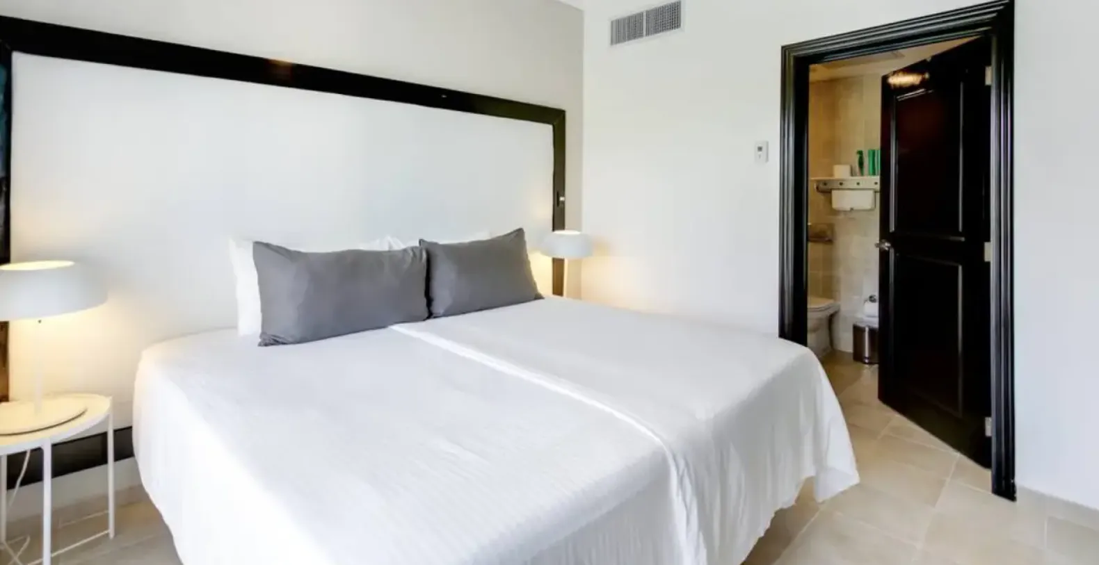 Lake View Villa Dominican Republic Vacation Villa - Cocotal Golf & Country Club, Bavaro, Punta Cana