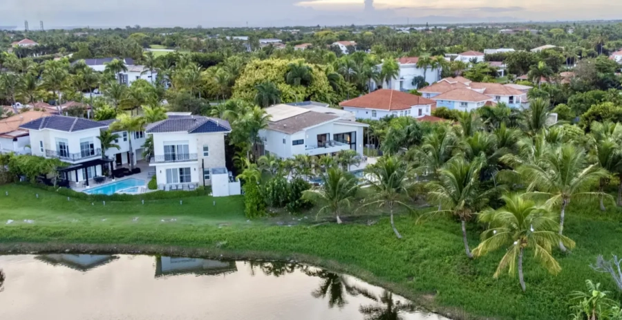 Lakefront Estate Bavaro Vacation Villa - Dominican Republic