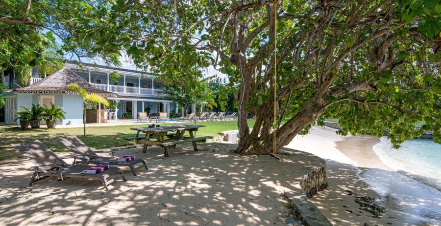 A Summer Place on the Beach Jamaica Vacation Villa - Montego Bay
