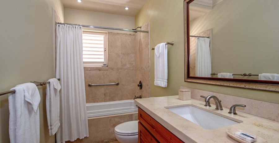 A Summer Place on the Beach Jamaica Vacation Villa - Montego Bay