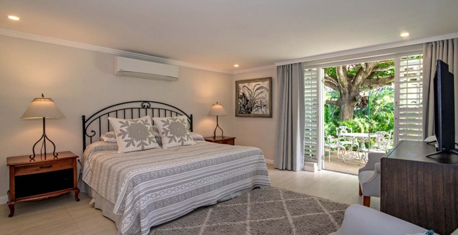 A Summer Place on the Beach Jamaica Vacation Villa - Montego Bay