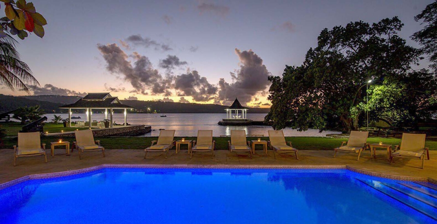 A Summer Place on the Beach Jamaica Vacation Villa - Montego Bay