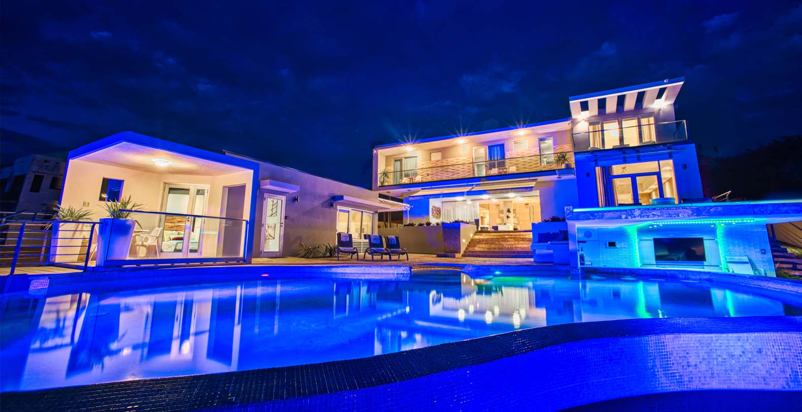 Beachfront Luxury Estate Puerto Rico, Vacation Rentals Puerto Rico