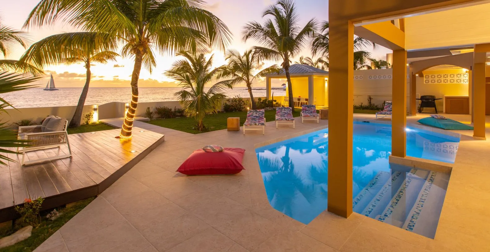 Villa Beach Secrets Dutch Side Vacation Villa - Saint Martin