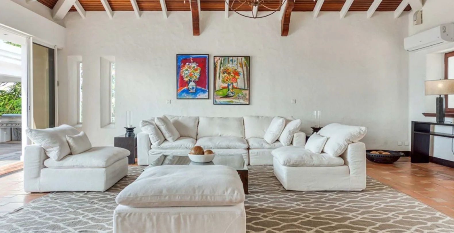 Hacienda Terres Basses