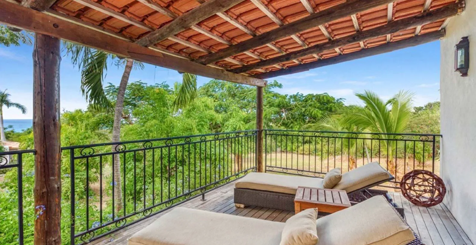 Hacienda Terres Basses