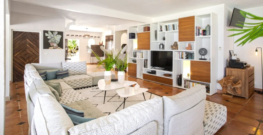 Privilège Estate French Side Vacation Villa - Saint Martin