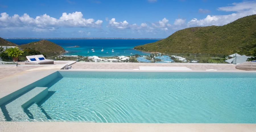 Privilège Estate French Side Vacation Villa - Saint Martin