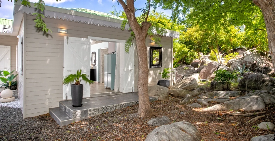 Privilège Estate French Side Vacation Villa - Saint Martin