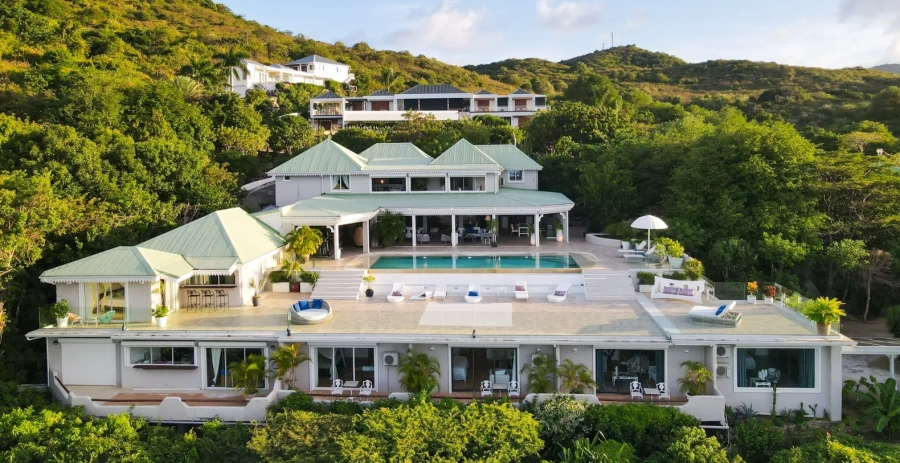 Privilège Estate French Side Vacation Villa - Saint Martin