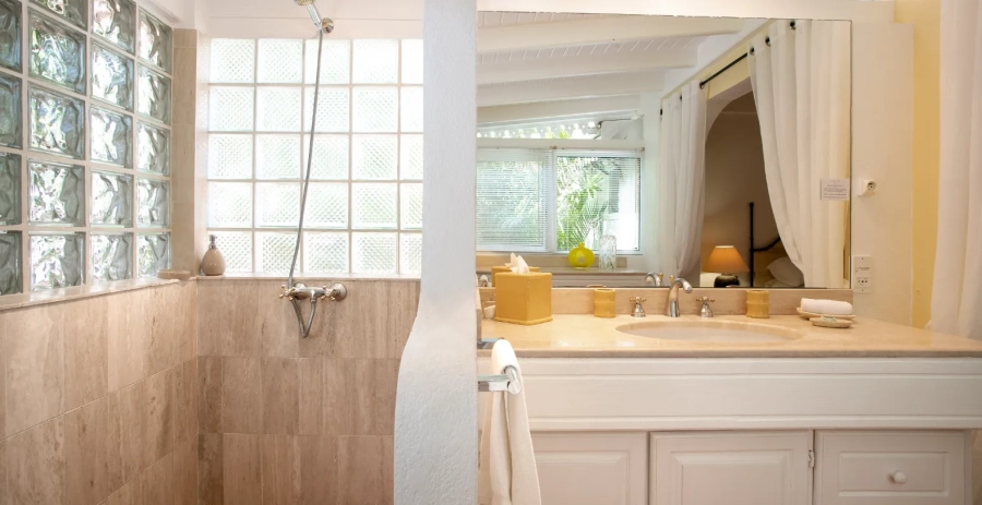 Privilège Estate French Side Vacation Villa - Saint Martin