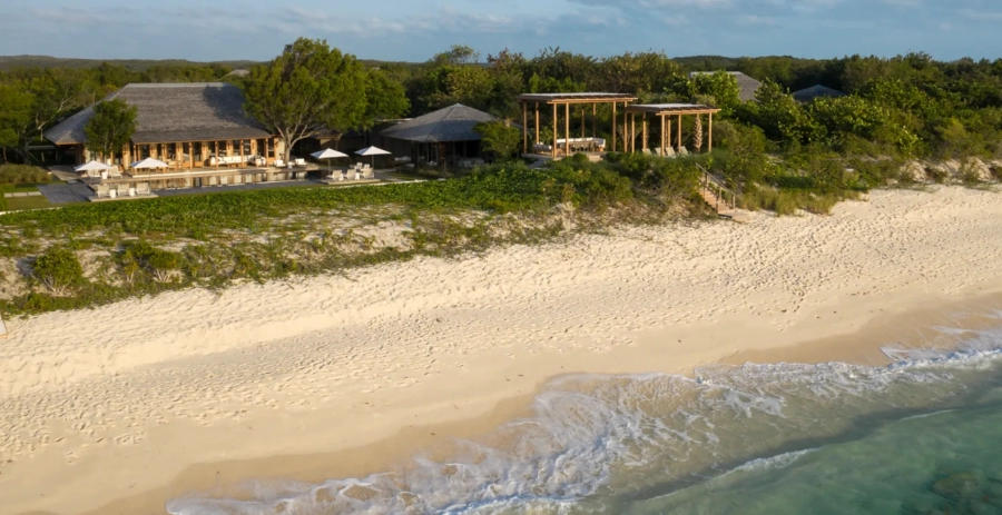Beach Sala – 5BR Villa  Amanyara Vacation Villa - Turks & Caicos
