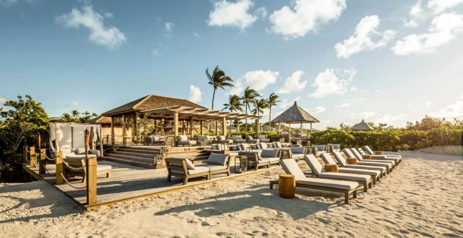Beachfront Suite Parrot Cay Vacation Villa - Turks & Caicos