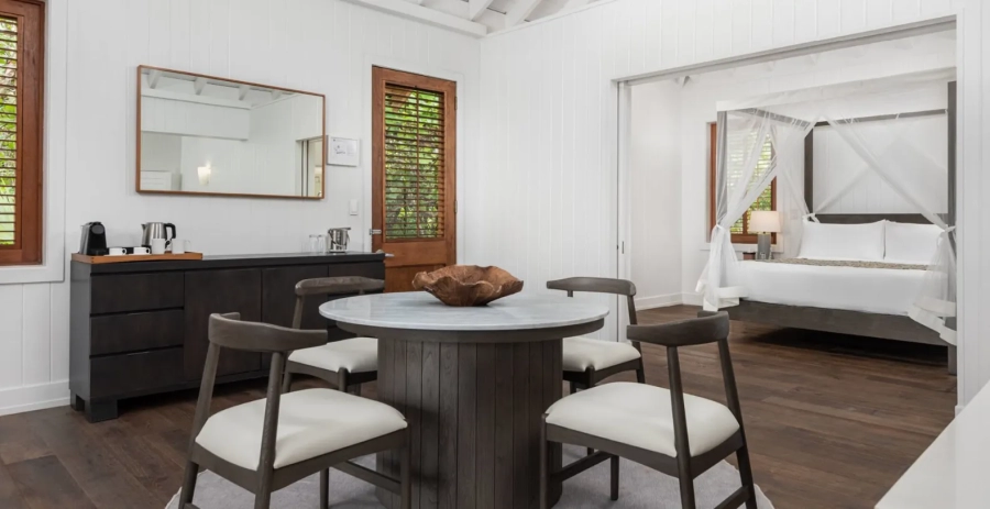 Beachfront Suite Parrot Cay Vacation Villa - Turks & Caicos