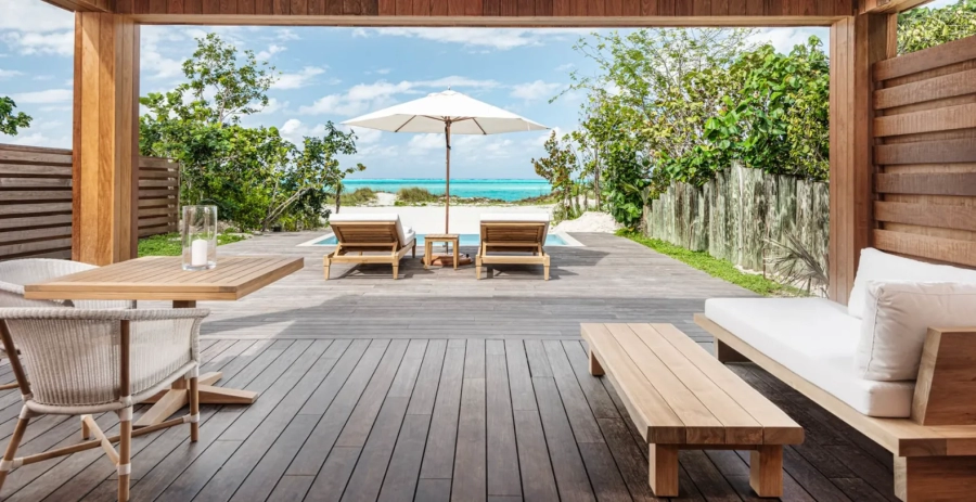 Beachfront Suite Parrot Cay Vacation Villa - Turks & Caicos