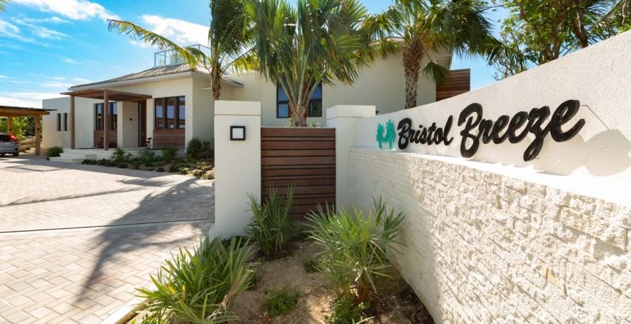Bristol Breeze Turks & Caicos Luxury Rentals Vacation Villa - Turks & Caicos