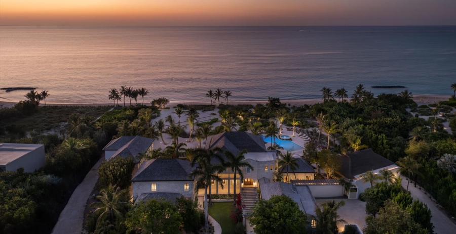 Sea Breeze Estate Turks & Caicos Vacation Villa - Grace Bay
