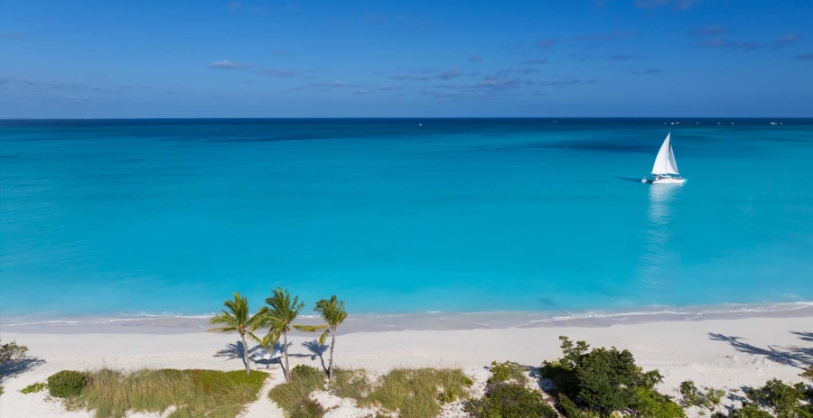Sea Breeze Estate Turks & Caicos Vacation Villa - Grace Bay
