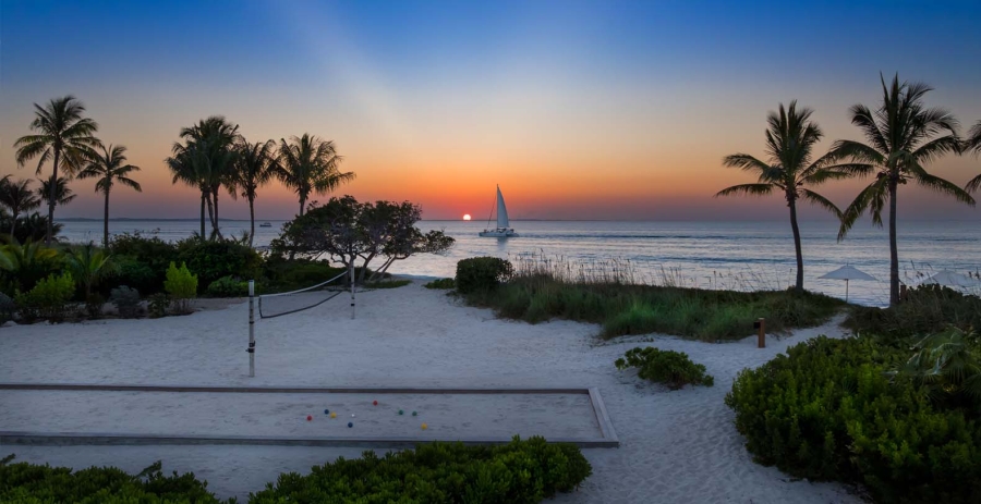 Sea Breeze Estate Turks & Caicos Vacation Villa - Grace Bay