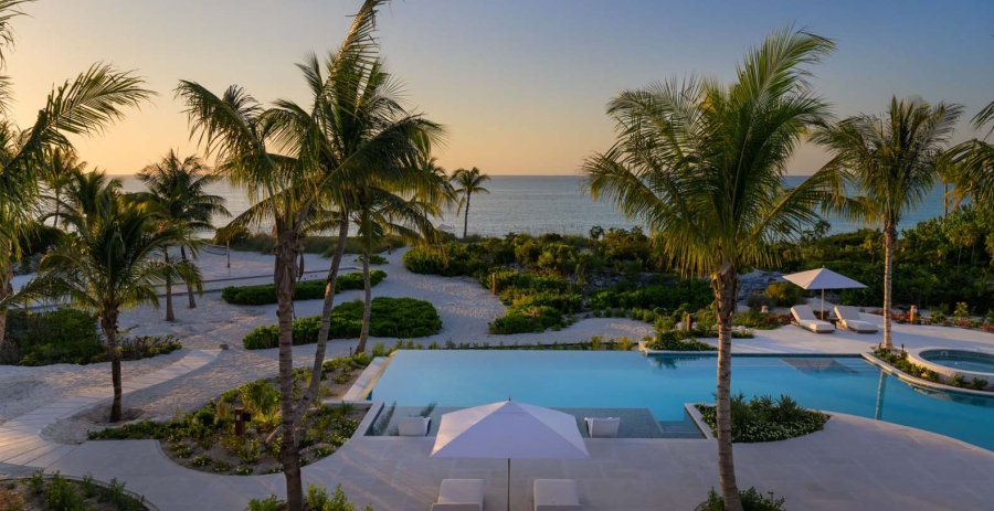 Sea Breeze Estate Turks & Caicos Vacation Villa - Grace Bay