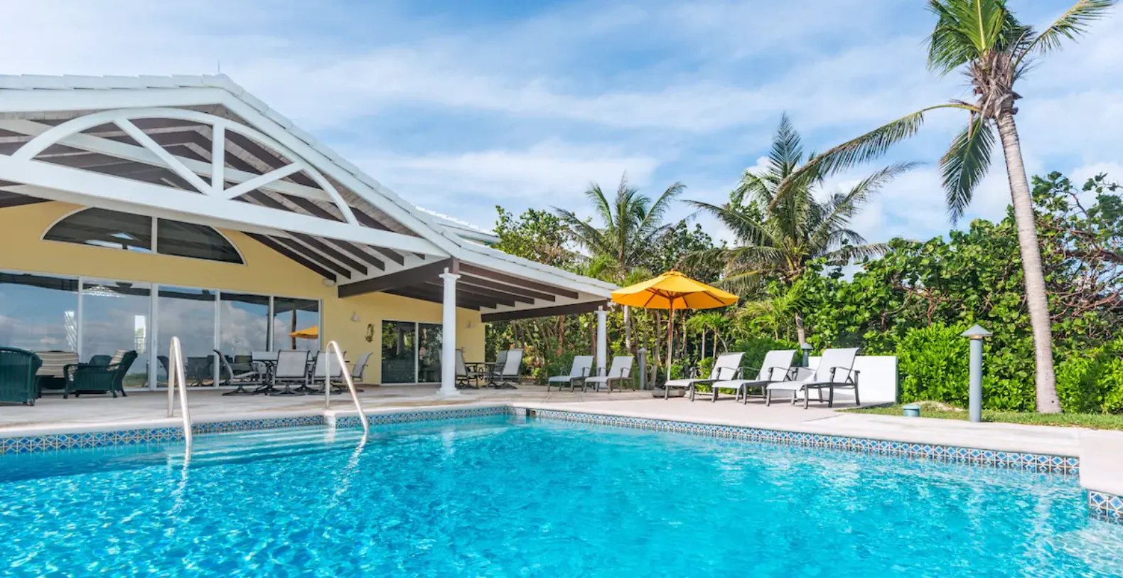 Serenity House Caribbean Vacation Villa - Turks & Caicos