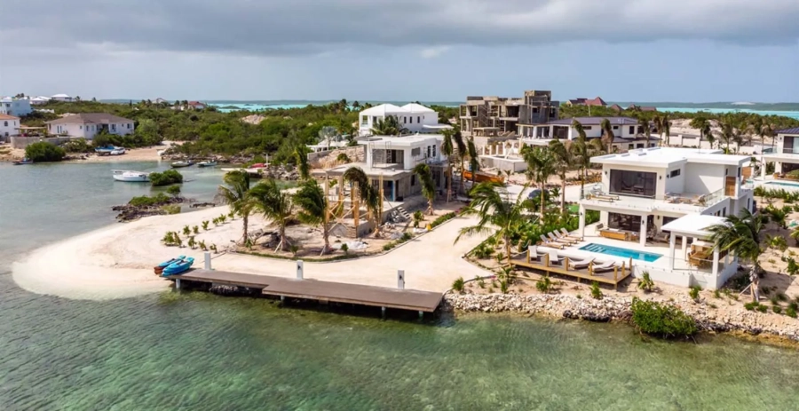 Sunny Bay Estates- Villa Alexis Turks & Caicos Luxury Rentals Vacation Villa - Turks & Caicos