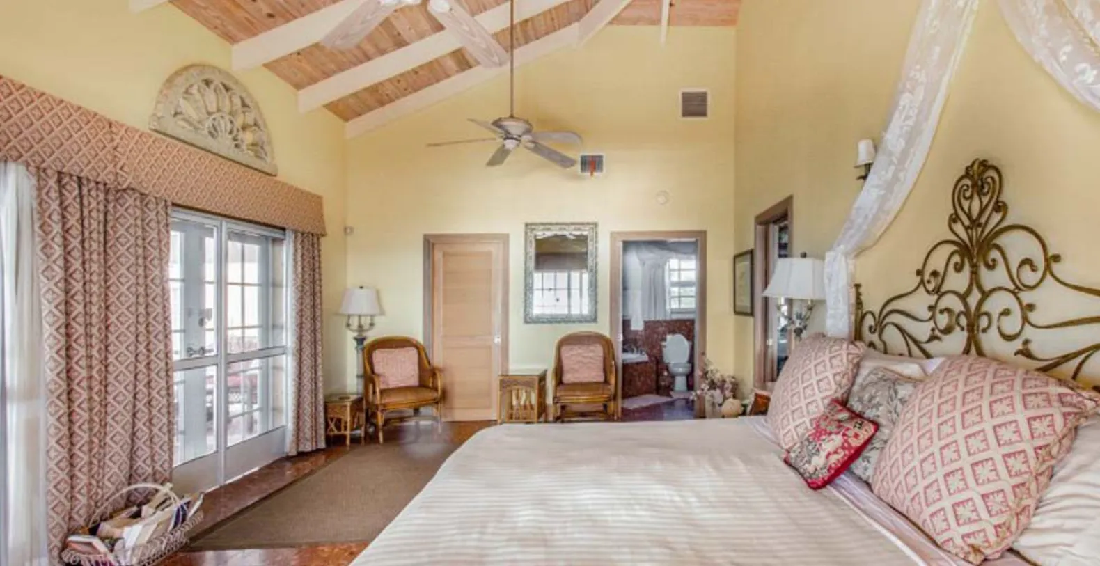 Three Dolphins Villa Turks & Caicos Vacation Villa - Long Bay Beach, Providenciales