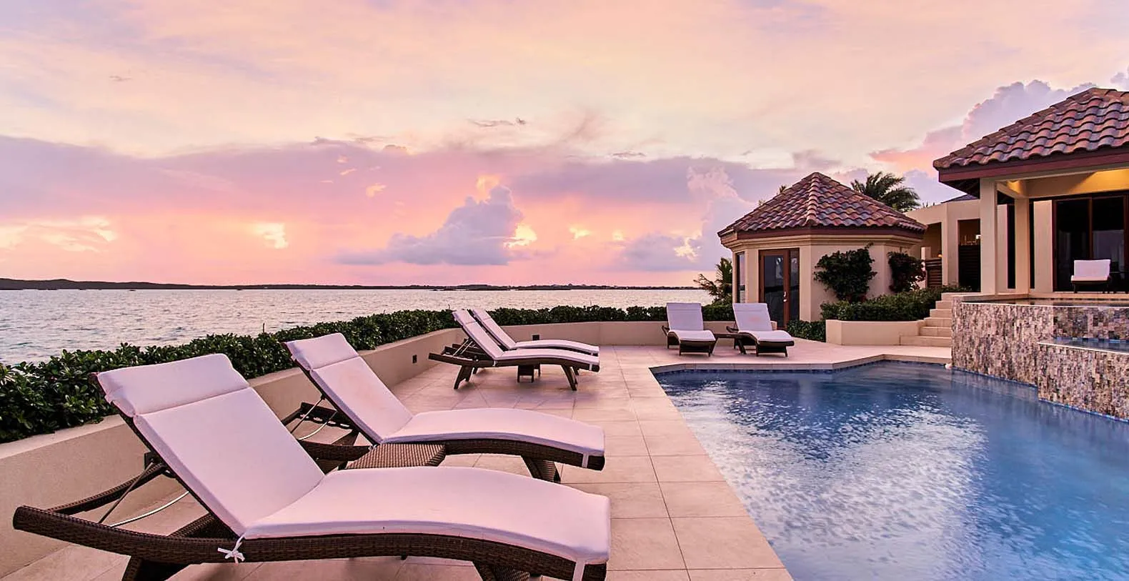 Villa Ombre Turks & Caicos Vacation Villa - Chalk Sound, Providenciales
