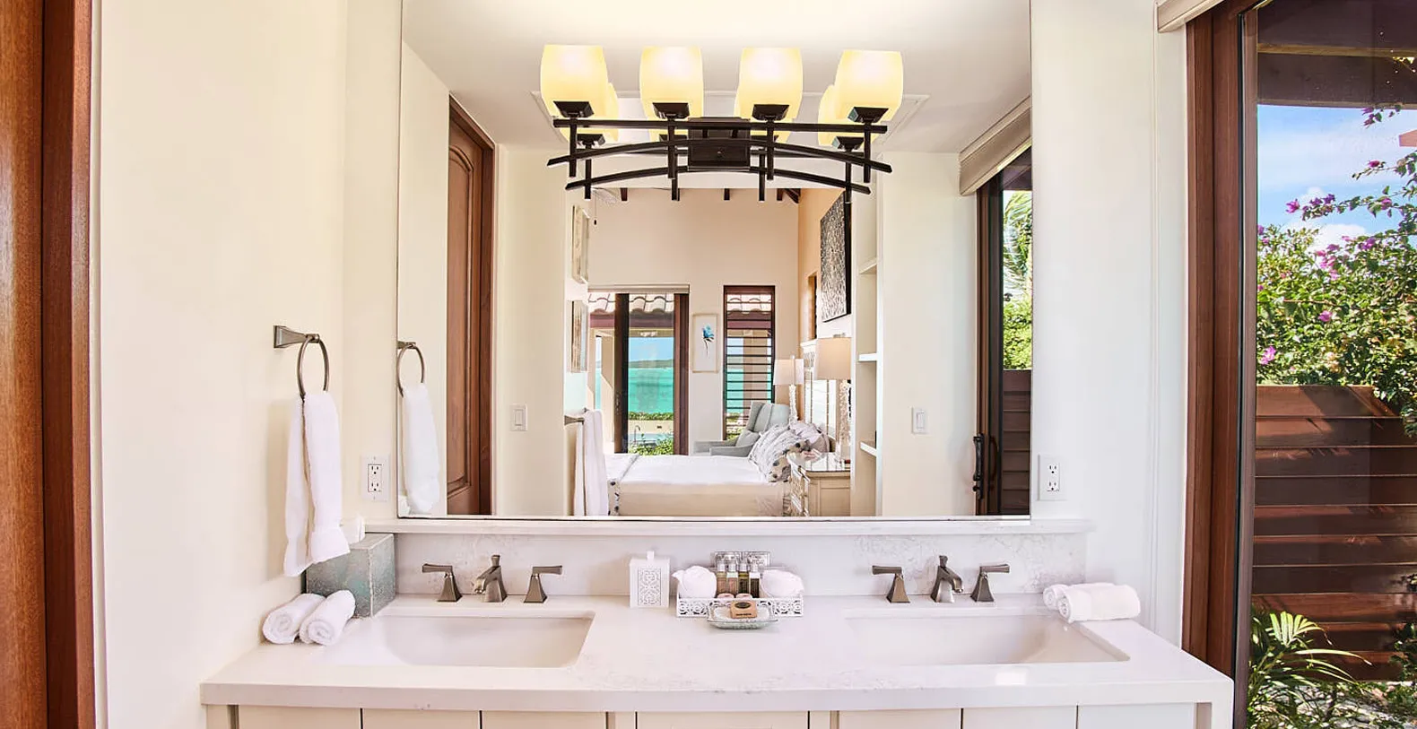 Villa Ombre Turks & Caicos Vacation Villa - Chalk Sound, Providenciales