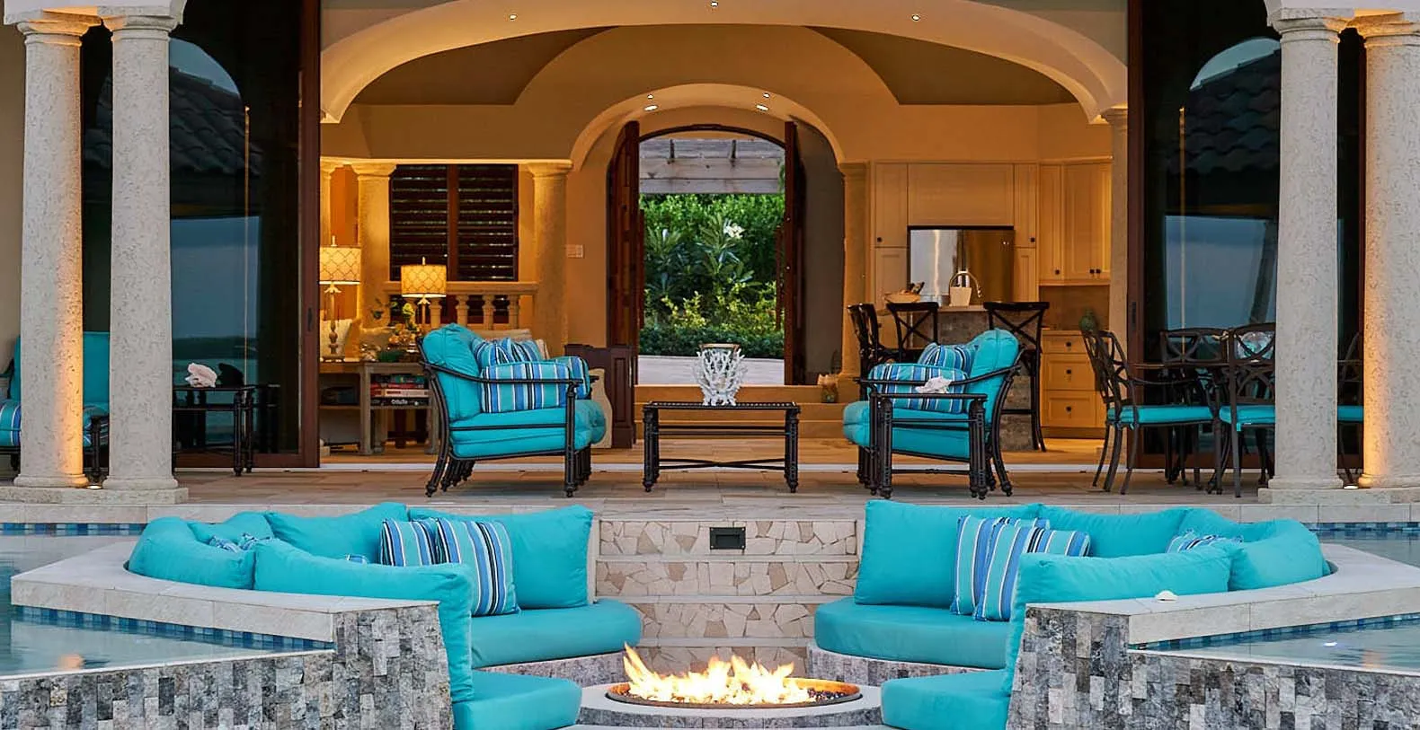 Villa Ombre Turks & Caicos Vacation Villa - Chalk Sound, Providenciales