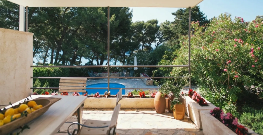 Villa Bol Retreat Vacation Villa - Croatia