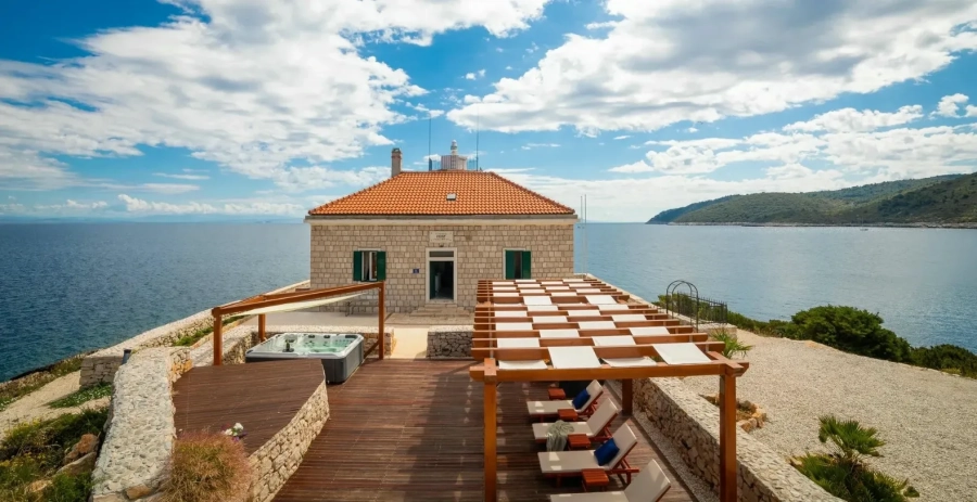 Lighthouse Serenity  Vacation Villa - Croatia