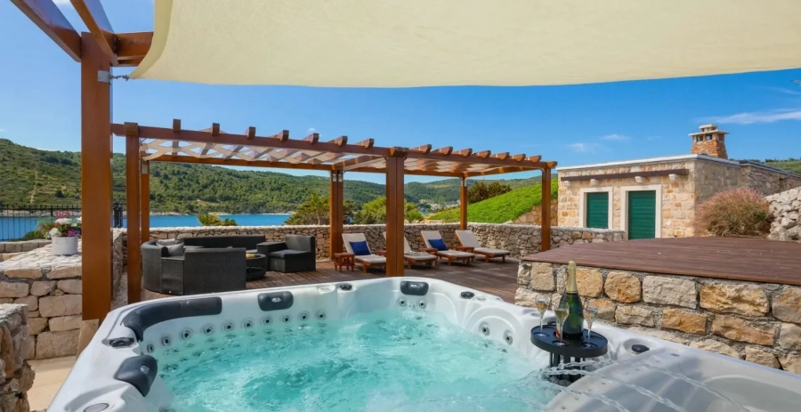 Lighthouse Serenity  Vacation Villa - Croatia