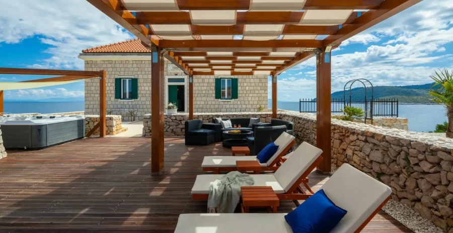 Lighthouse Serenity  Vacation Villa - Croatia