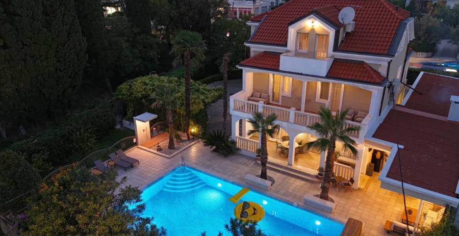 Villa Eterna  Vacation Villa - Croatia