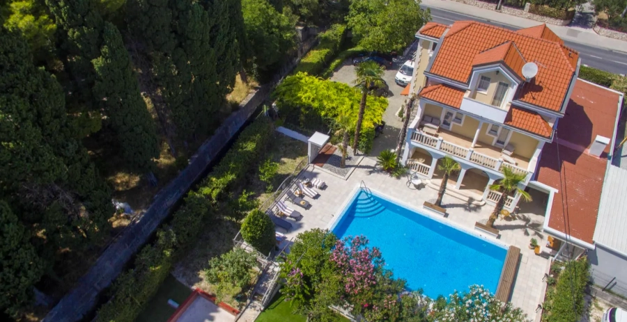 Villa Eterna  Vacation Villa - Croatia