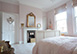 White Victorian England Vacation Villa - London