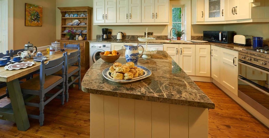 Irish Country Manor Ireland Vacation Villa - Catherlistrane, Co. Galway