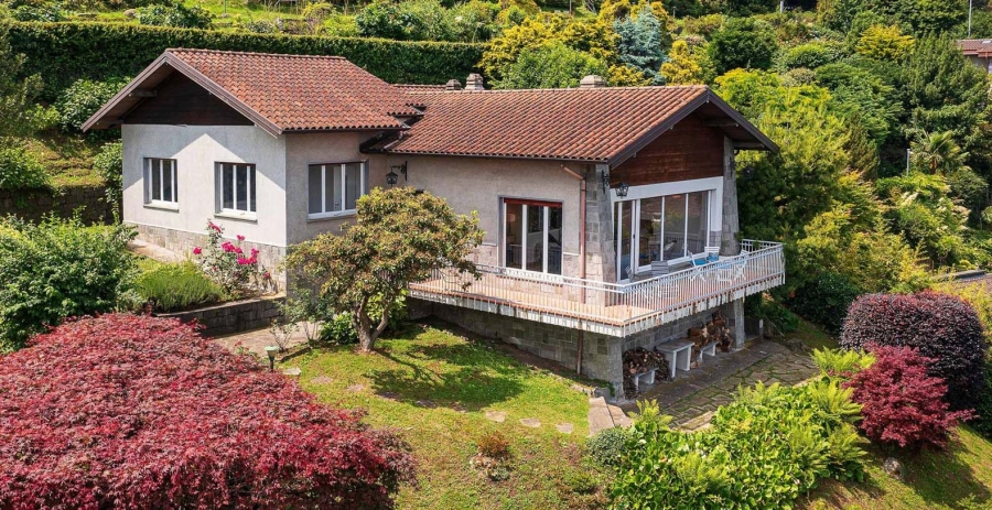 Casa Laura Lake Maggiore, Italy Vacation Villa - Stresa