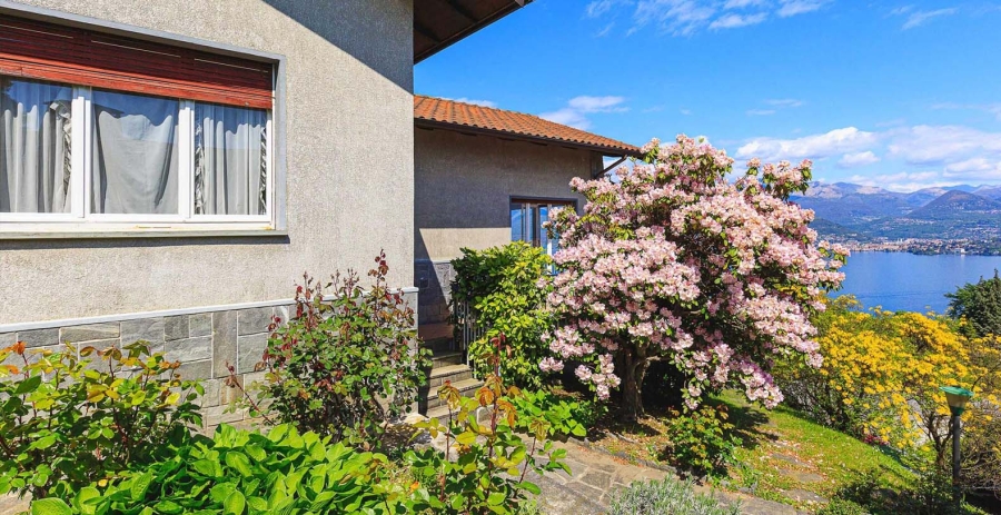 Casa Laura Lake Maggiore, Italy Vacation Villa - Stresa