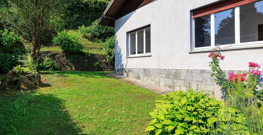 Casa Laura Lake Maggiore, Italy Vacation Villa - Stresa