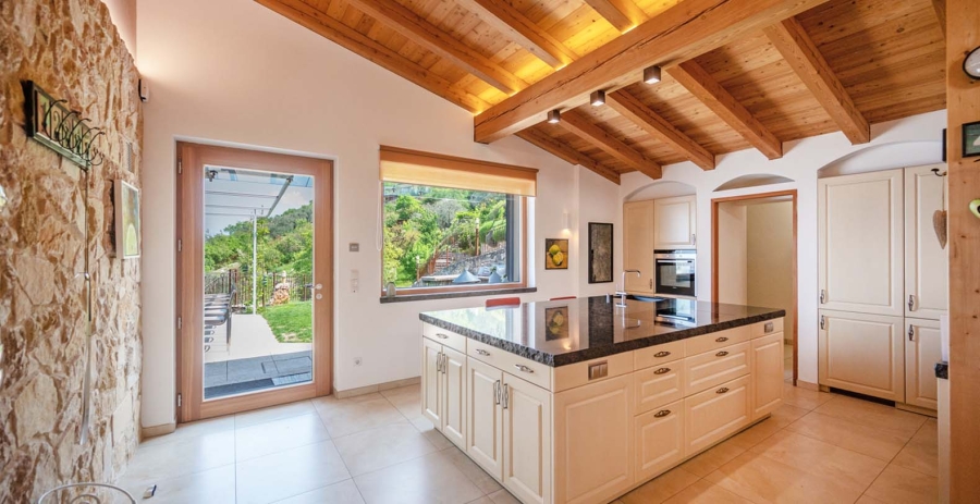 Castelletto Estate Lake Garda Vacation Villa - Brenzone sul Garda