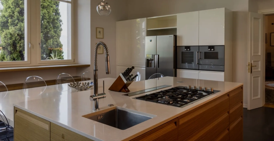 Castello Caratti Lake Garda Vacation Villa - Italy